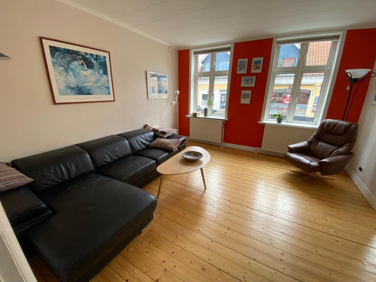 Oasen Ved Centrum Apartamento Frederikshavn Exterior foto